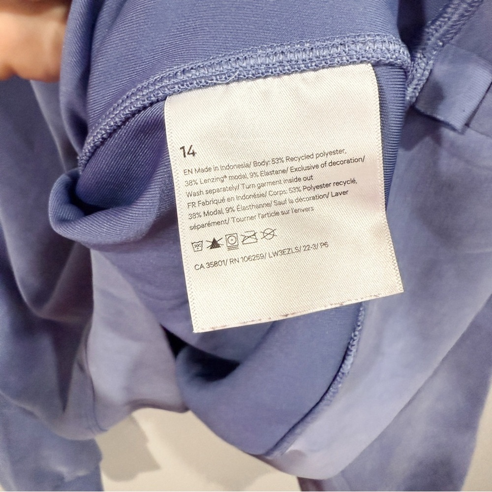 Lululemon Softstreme Perfectly Oversized Cropped Crew Water Drop Blue Size 14 - Picture 2 of 4